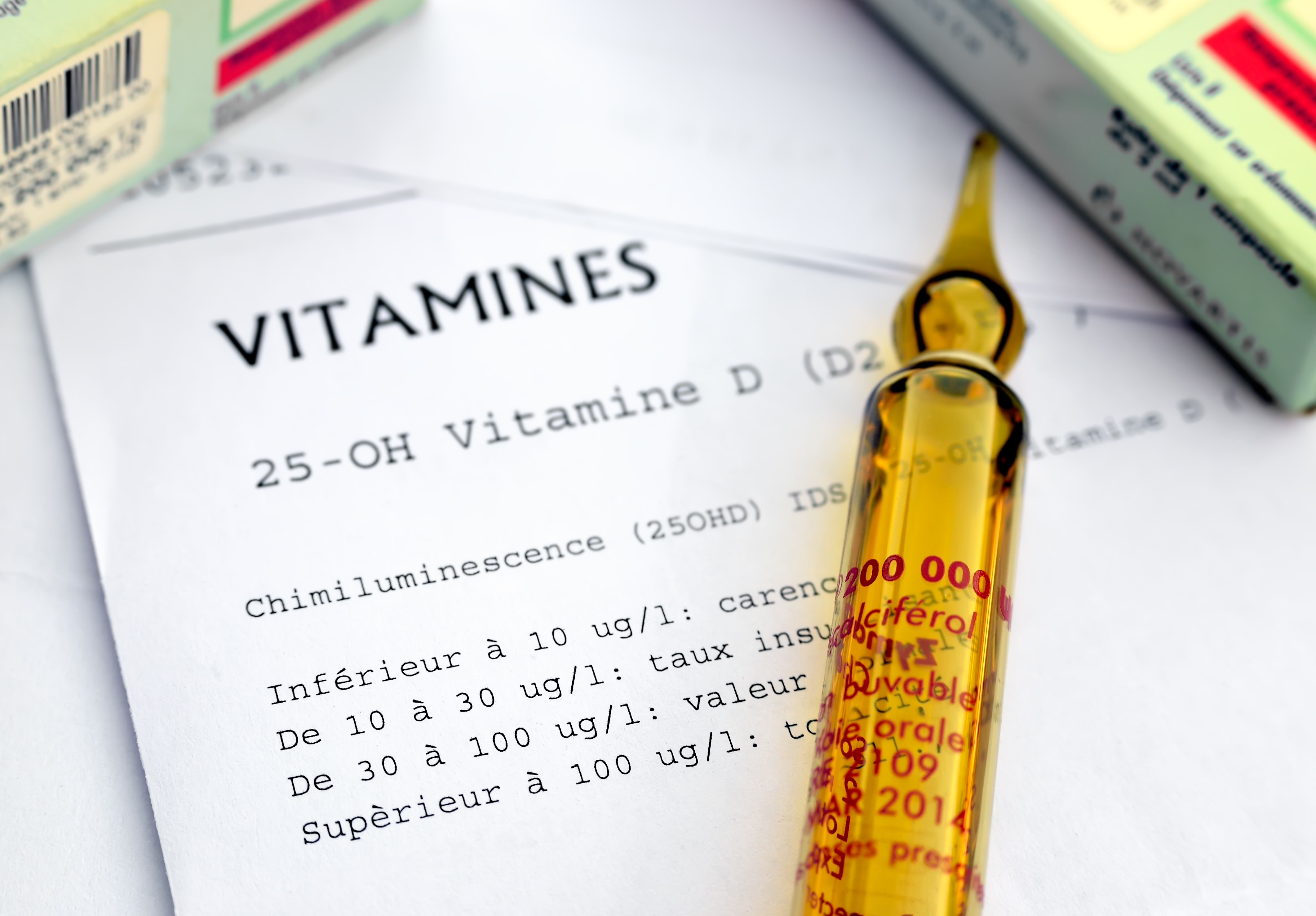 Certaines vitamines, stéroïdes et antiviraux en se liant à la protéine de pointe, parviennent à inhiber la capacité infectieuse du virus (Visuel Adobe Stock 42353590)